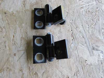 BMW Left Door Hinges (Includes Upper and Lower Hinge) 41527200227 E63 645Ci 650i M62